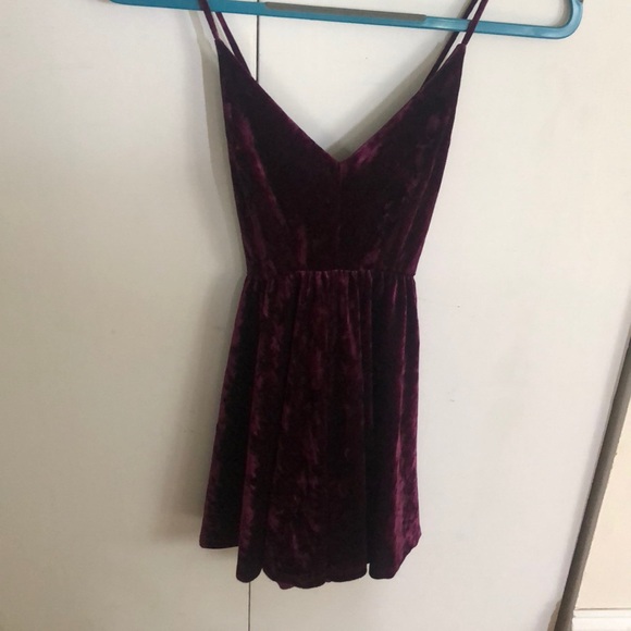 Velvet v neck tank - Picture 3 of 5